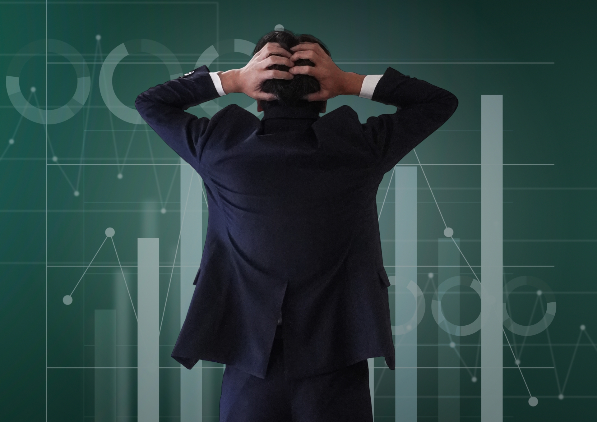 ショックを受けるビジネスマンのイメージ